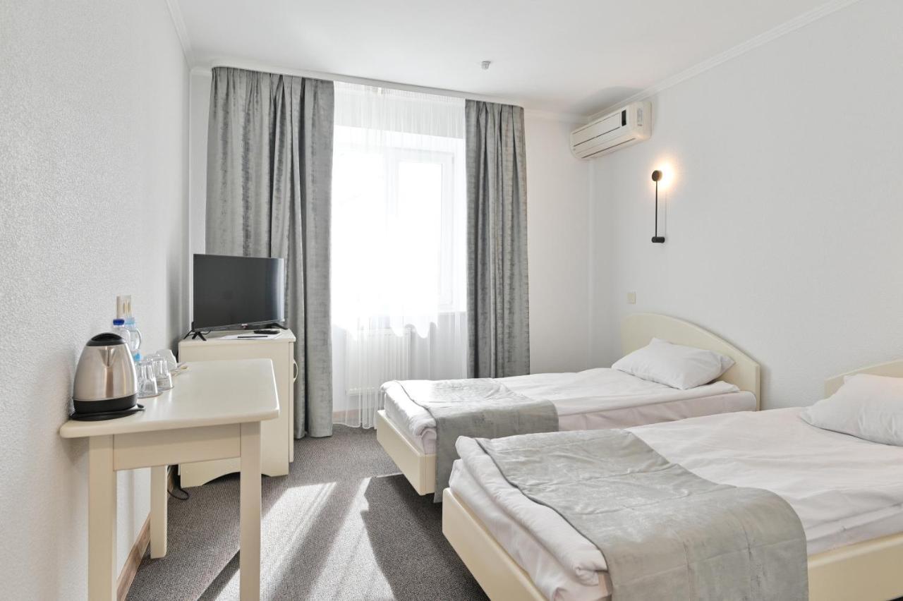 Makis Hotel Spa Poddubtsy Exterior photo
